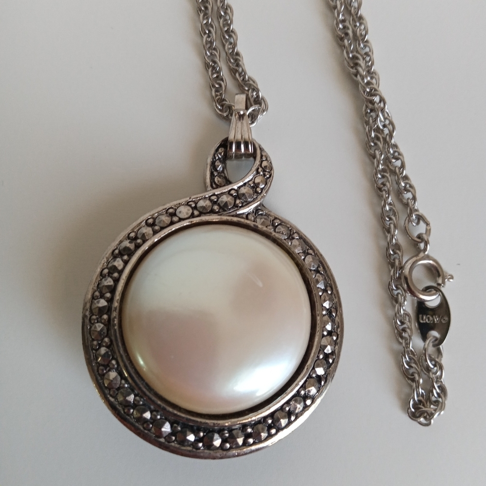 Avon Fashion Jewelry Bundle - Picture 2 of 10